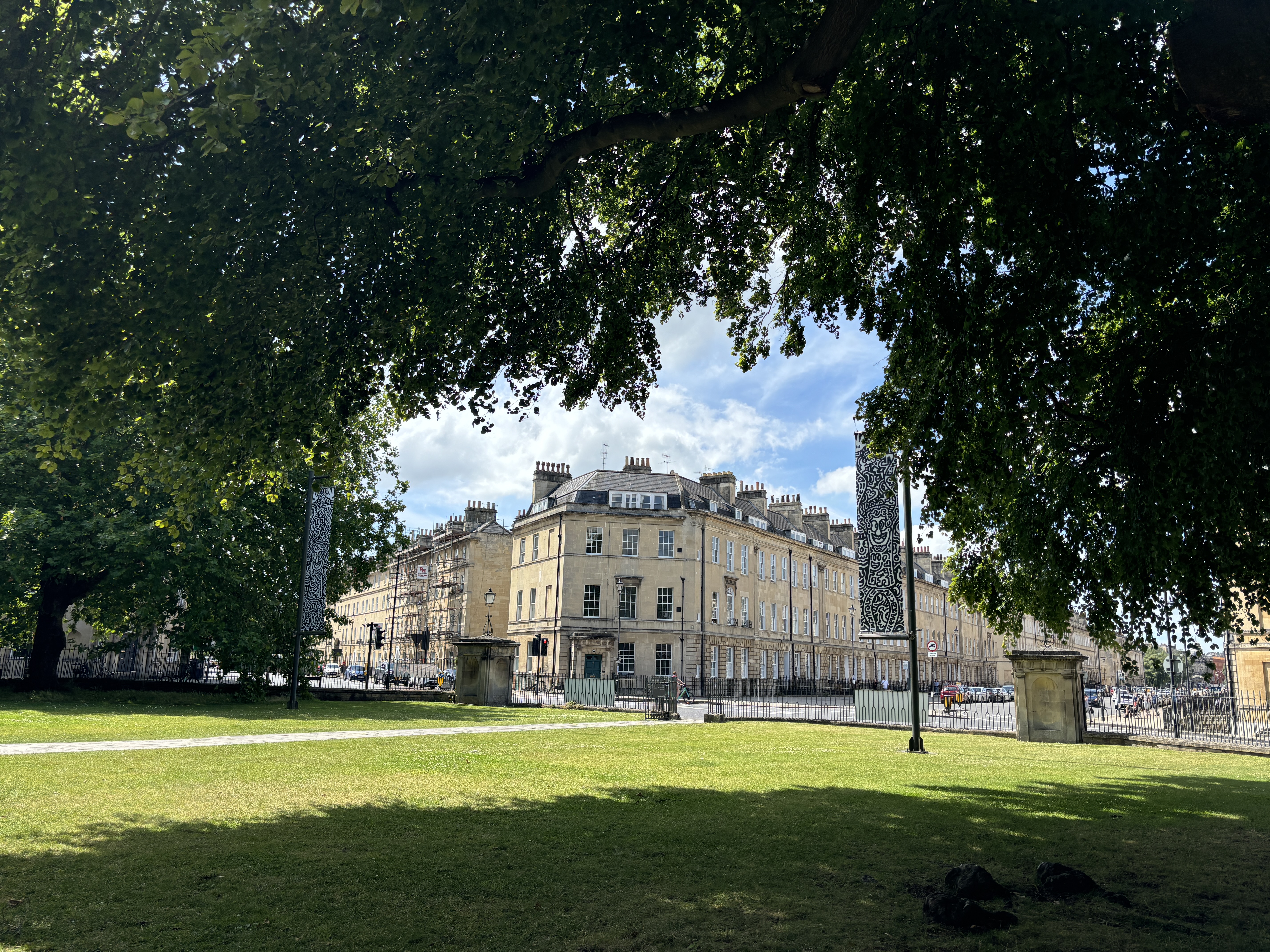 Front of the Holburne, looking down Great Pulteney Street