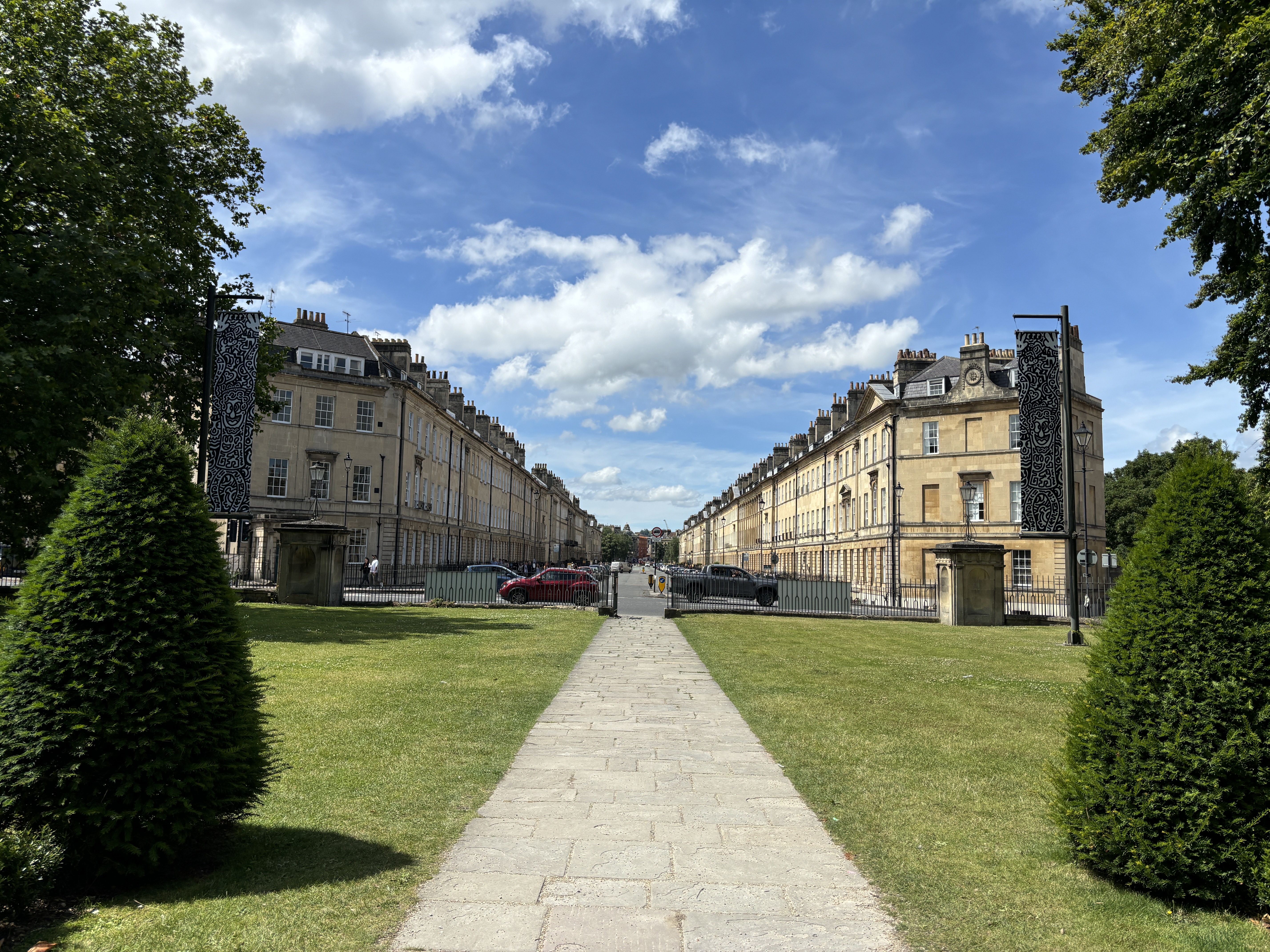 Centre front of the Holburne, looking down Great Pulteney Street